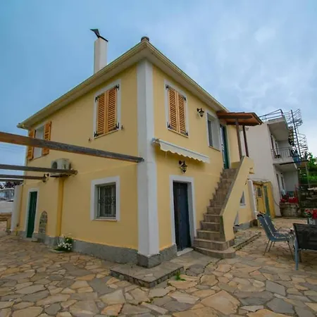 Traditional Meson Yerakarion